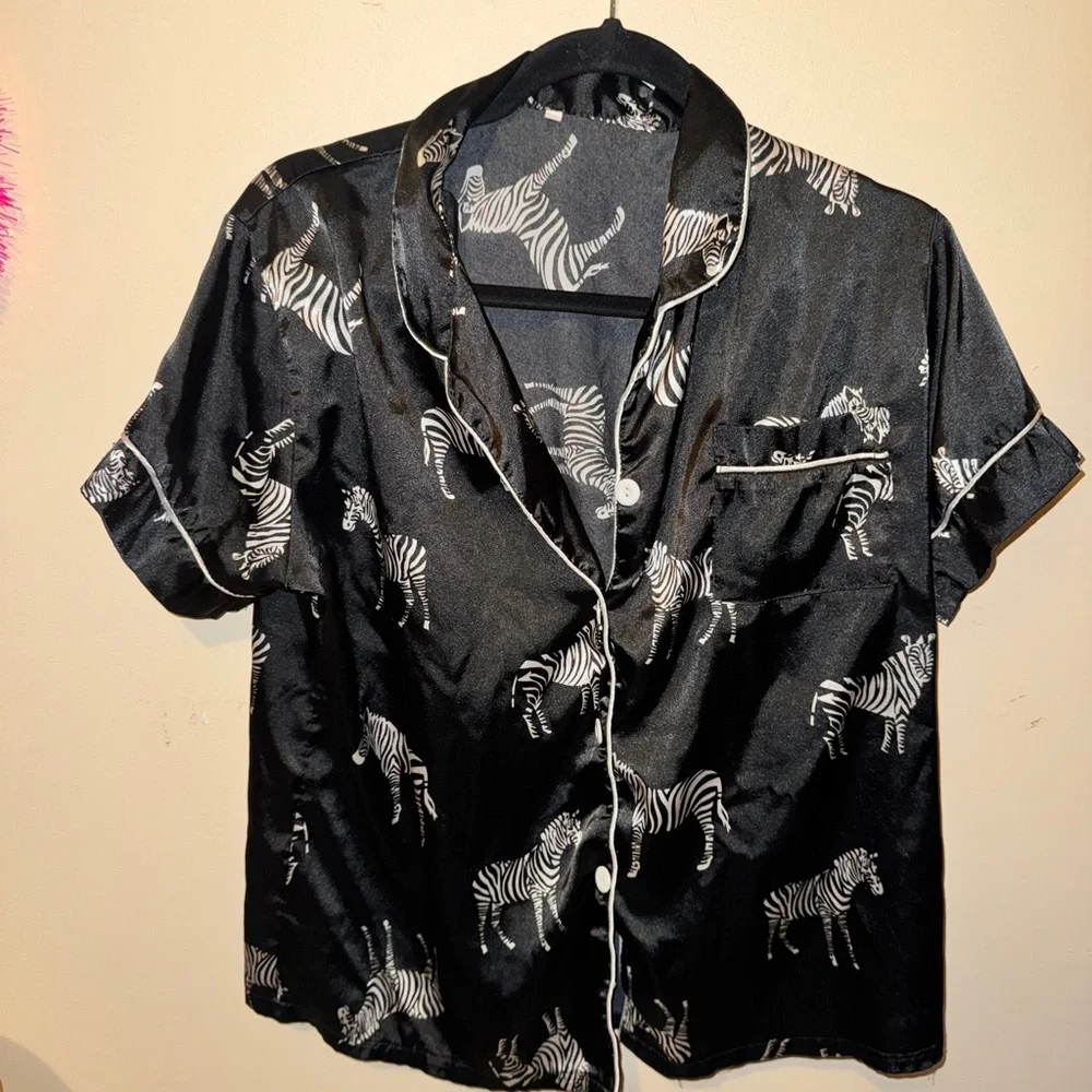 WDIRARA women's satin pajama set - Picture 2 of 6